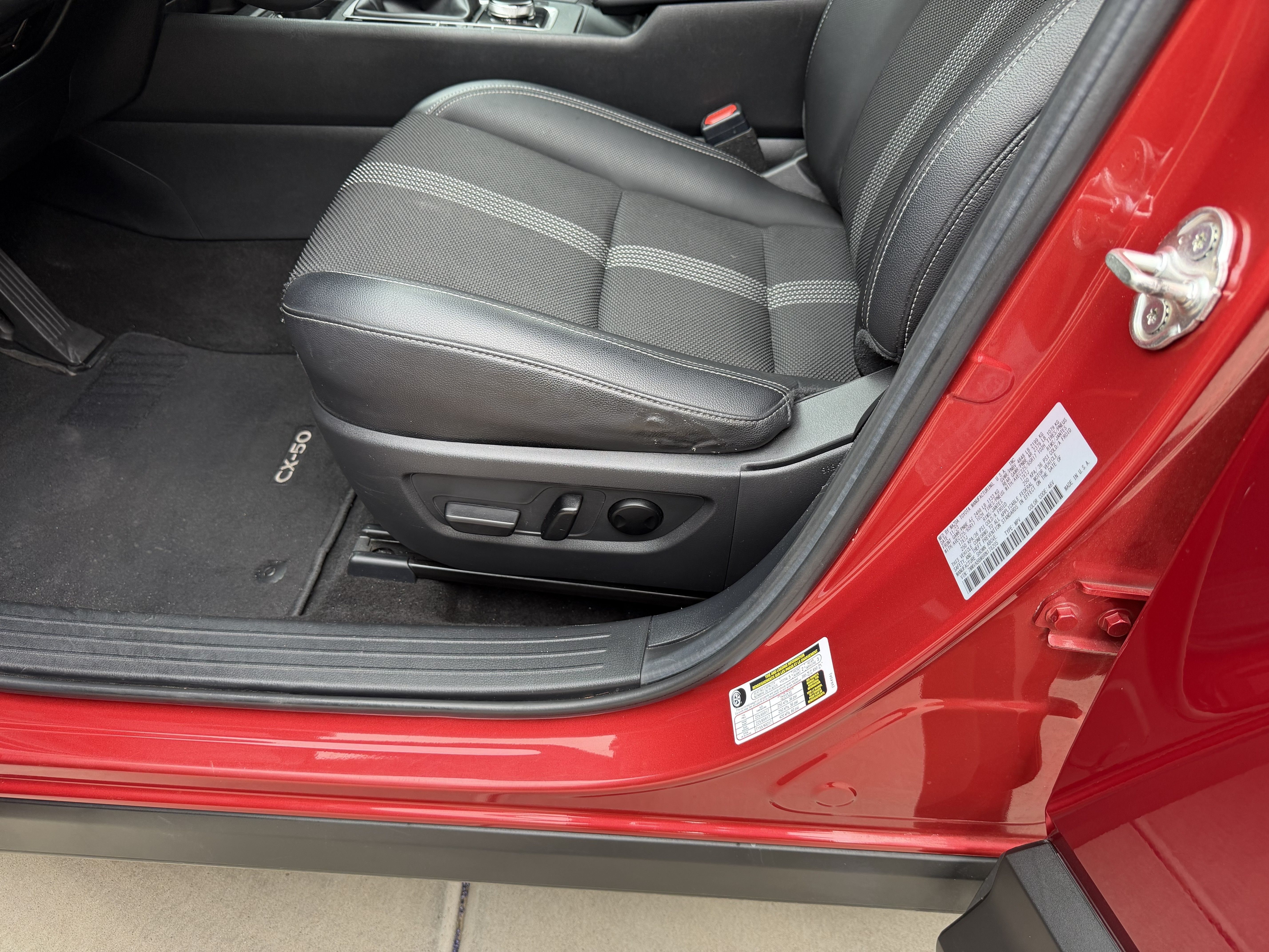 Used 2024 MAZDA CX-50 AWD 2.5 S w/ Preferred Package image 21