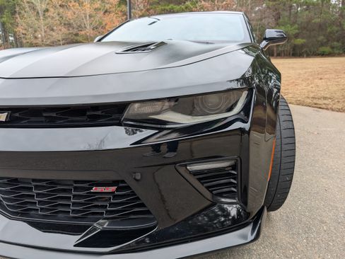 Used 2017 Chevrolet Camaro SS image 14