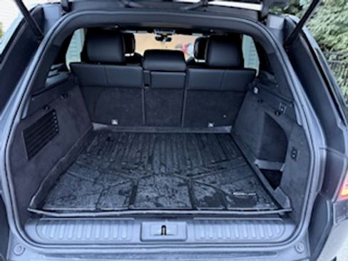 Used 2018 Land Rover Range Rover Sport HSE Dynamic image 19