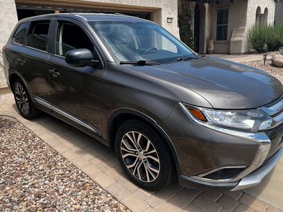 Used 2017 Mitsubishi Outlander ES