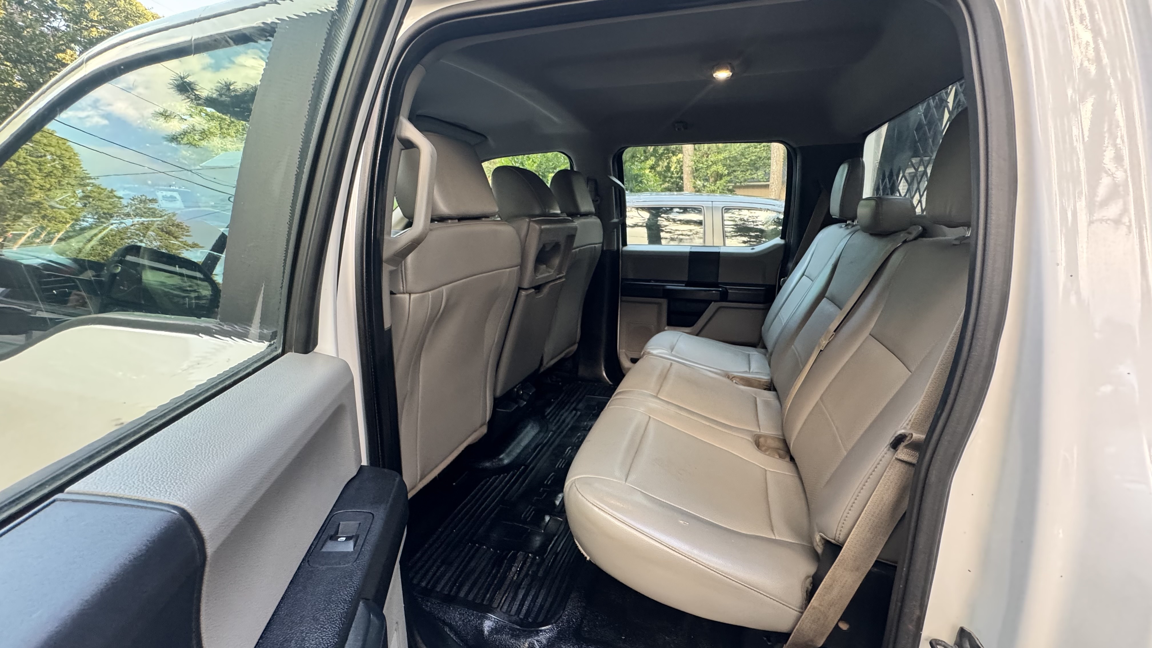 Used 2017 Ford F450 XL w/ Power Equipment Group RWD image 6