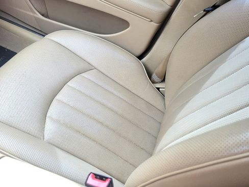 Used 2007 Mercedes-Benz CLS 550 image 6