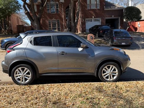 Used 2015 Nissan Juke S image 5