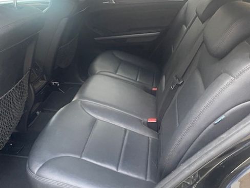 Used 2011 Mercedes-Benz ML 350 2WD image 9