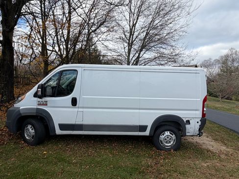 Used 2017 RAM ProMaster 1500 w/ Premium Appearance Group image 4