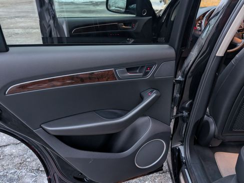 Used 2011 Audi Q5 2.0T Premium Plus image 25