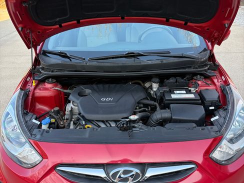 Used 2014 Hyundai Accent GS image 11