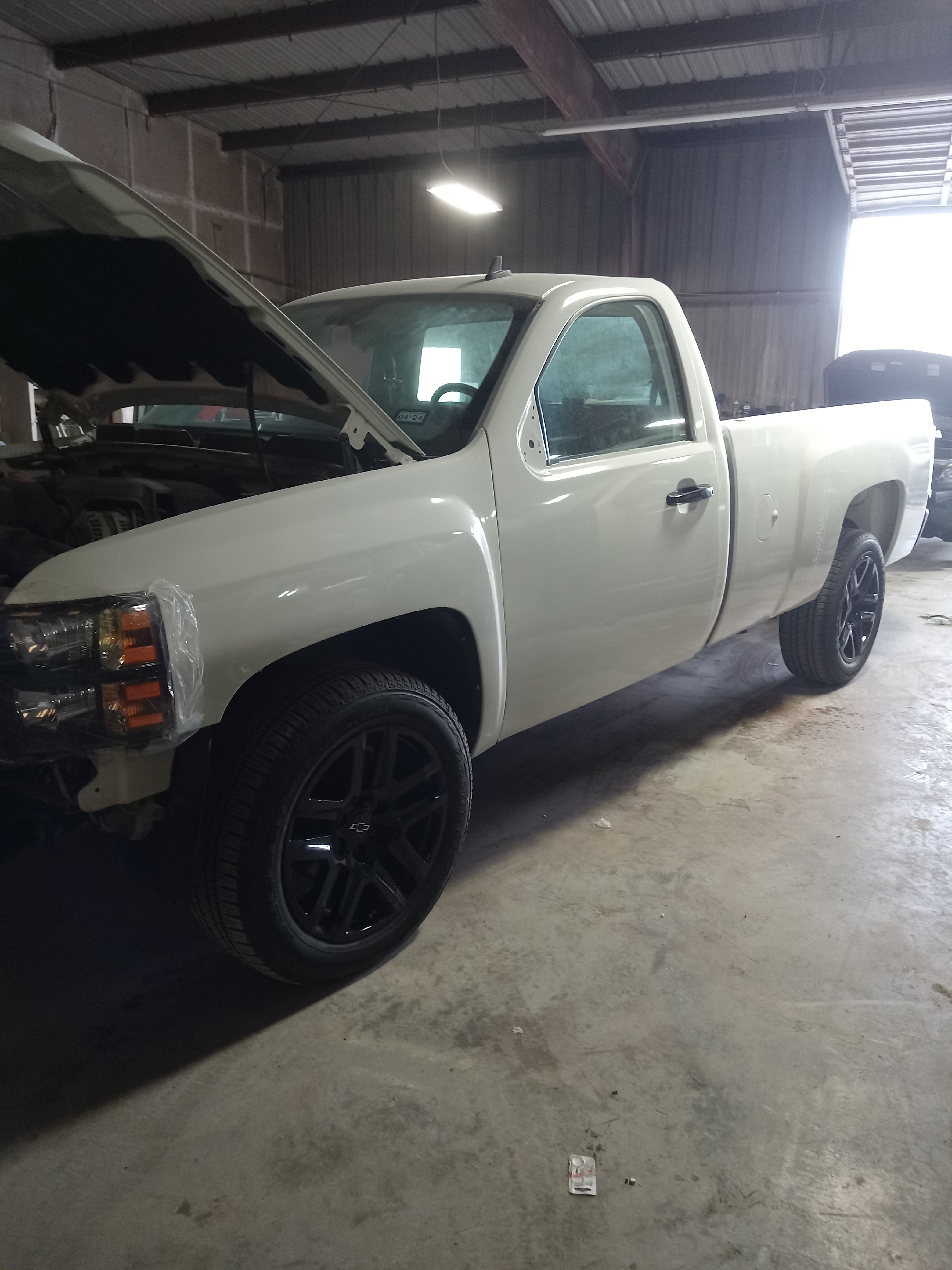 Used 2007 Chevrolet Silverado 1500 W/T RWD image 14