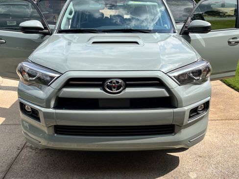 Used 2022 Toyota 4Runner TRD Sport image 1