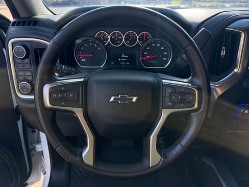 Used 2022 Chevrolet Silverado 1500 LT Trail Boss w/ Bed Protection Package AWD/4WD image 2