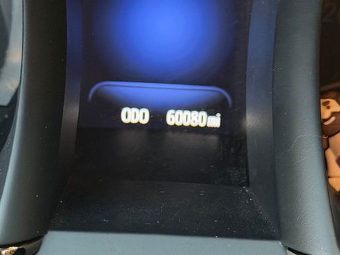 Used 2017 Toyota Avalon XLE Premium FWD image 12