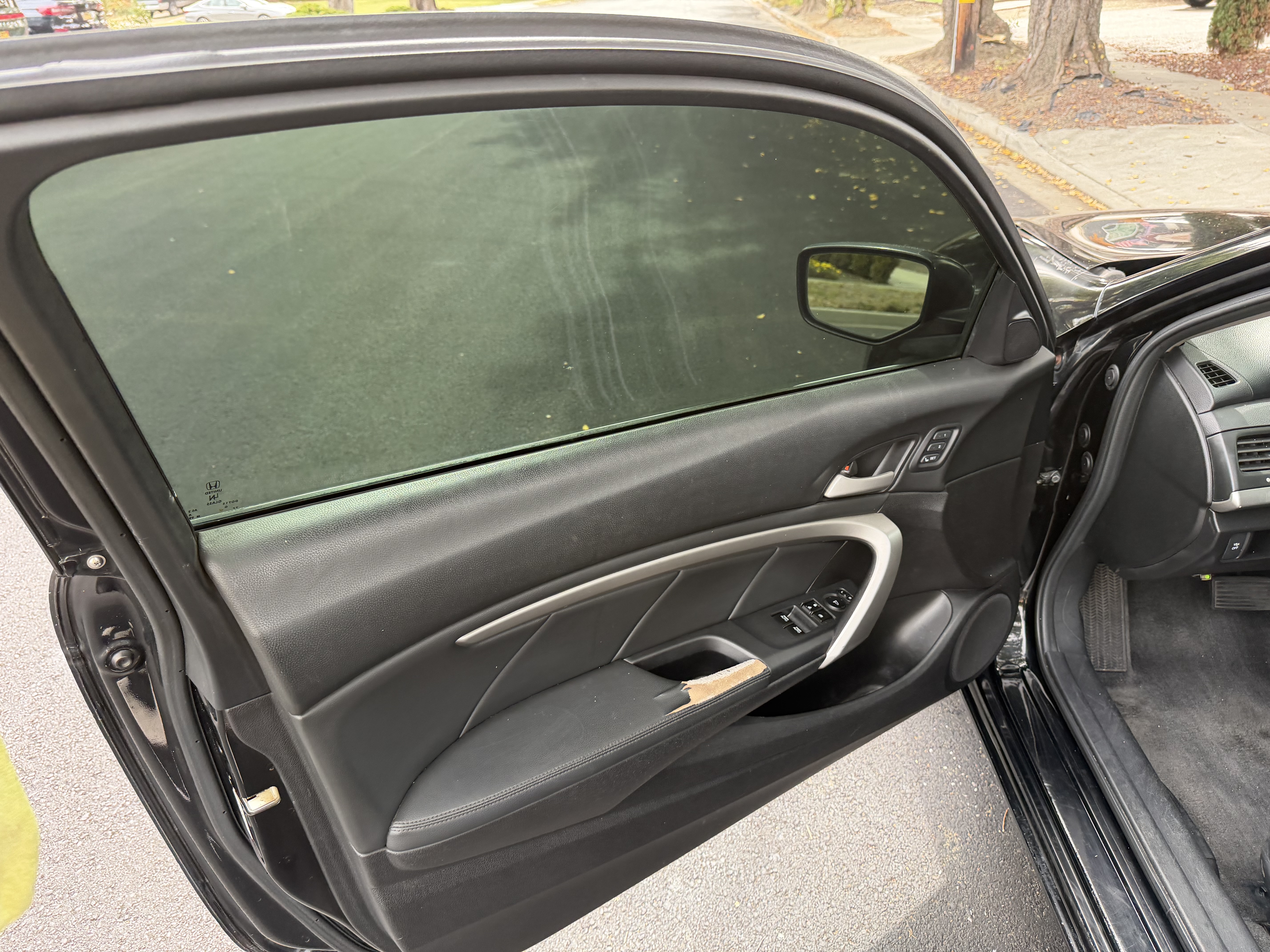 Used 2012 Honda Accord EX-L image 11