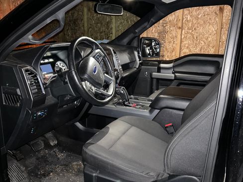 Used 2016 Ford F150 XLT w/ Equipment Group 302A Luxury image 10