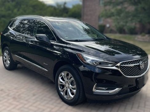 Used 2018 Buick Enclave Avenir w/ Avenir Technology Package AWD/4WD image 11