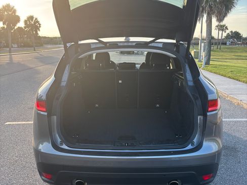Used 2018 Jaguar F-PACE R-Sport AWD/4WD image 23