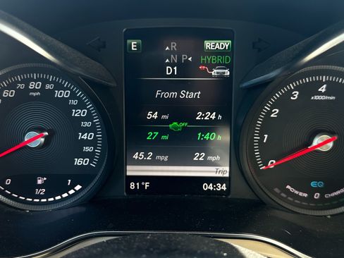 Used 2019 Mercedes-Benz GLC 350e 4MATIC image 6