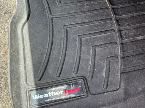 Used 2011 Ford F150 XLT AWD/4WD image 12
