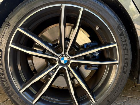 Used 2021 BMW 330e w/ M Sport Package image 18