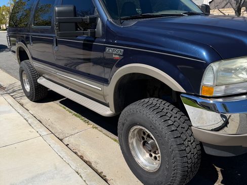 Used 2002 Ford Excursion Limited image 11