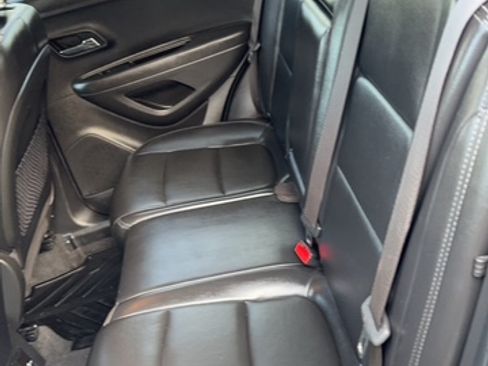 Used 2018 Chevrolet Trax Premier w/ Midnight Edition image 5