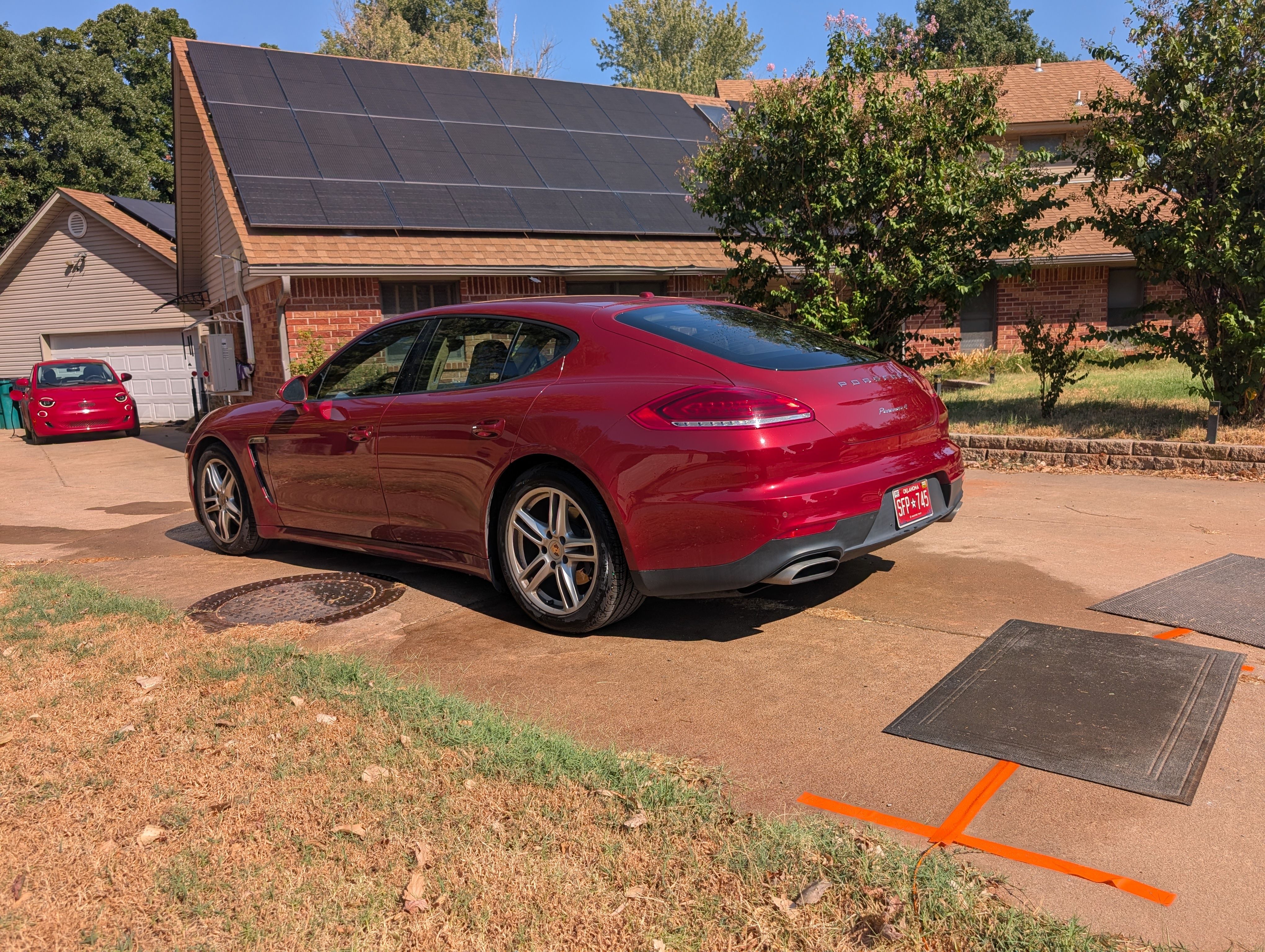 Used 2014 Porsche Panamera 4 AWD/4WD image 4