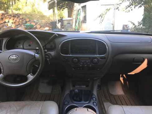 Used 2003 Toyota Sequoia Limited image 8