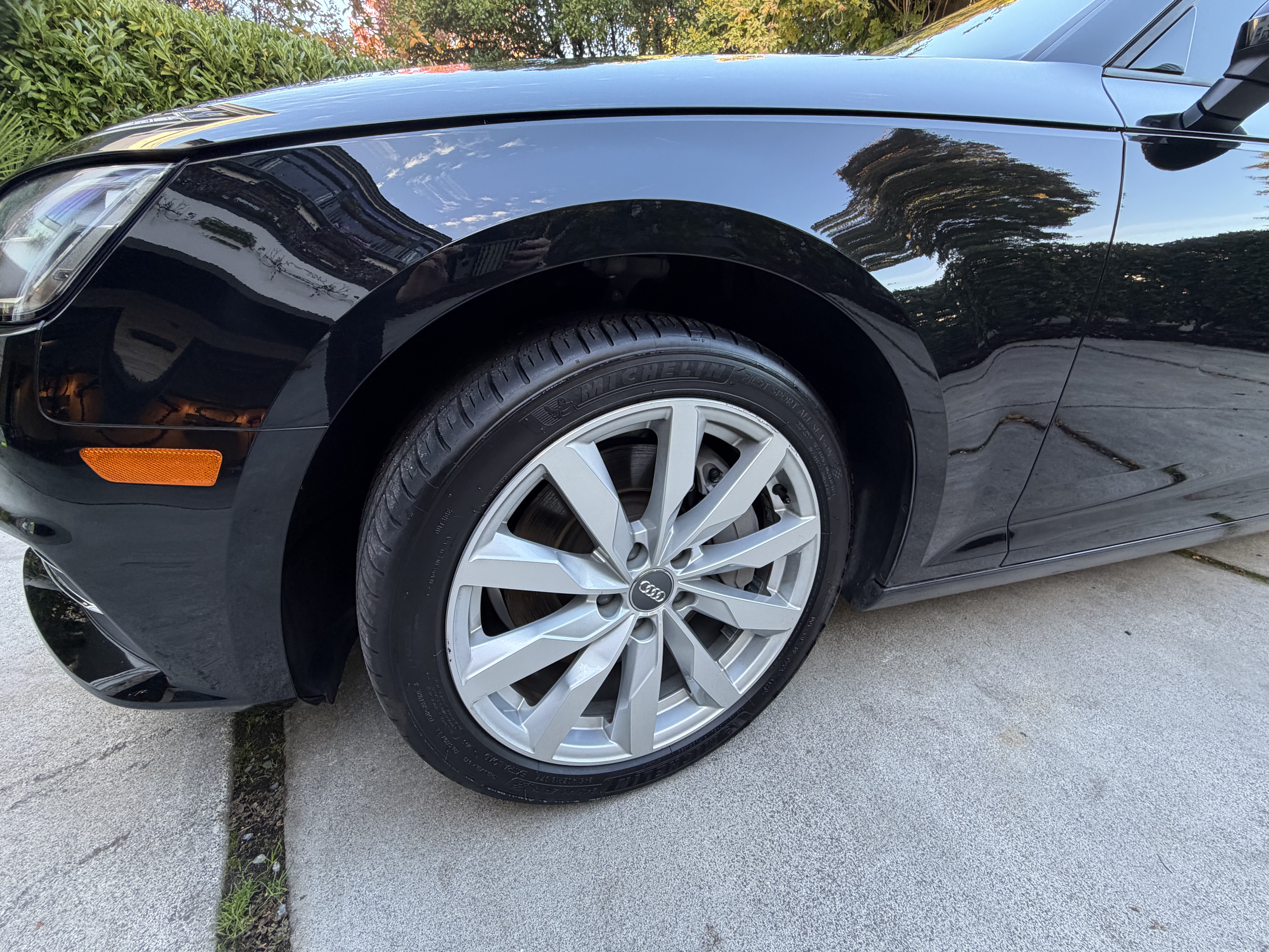 Used 2017 Audi A4 2.0T Premium w/ Convenience Package FWD image 11