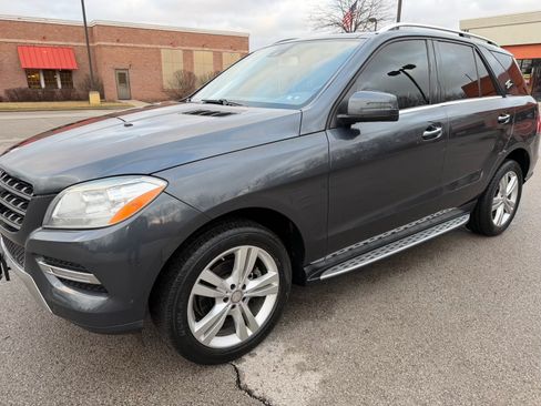 Used 2014 Mercedes-Benz ML 350 BlueTEC 4MATIC image 2