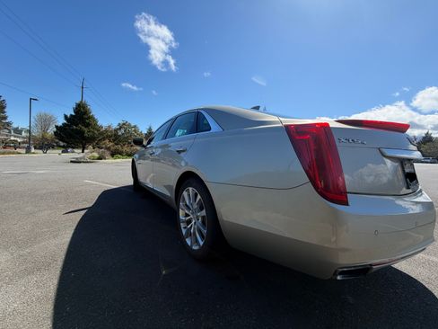 Used 2016 Cadillac XTS Luxury AWD/4WD image 6