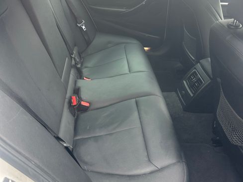 Used 2017 BMW 330e image 10