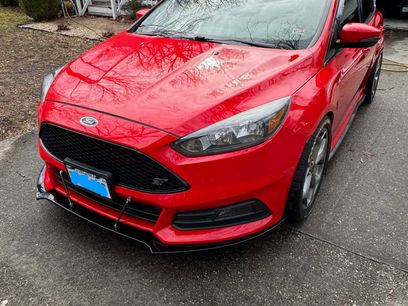 Used 2017 Ford Focus ST