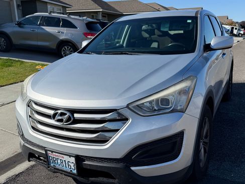 Used 2016 Hyundai Santa Fe Sport image 2