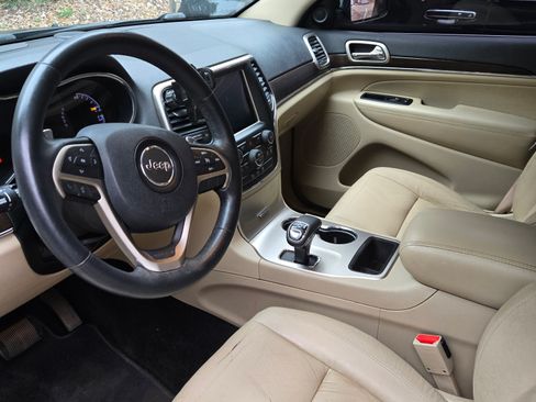Used 2014 Jeep Grand Cherokee Limited image 9