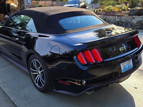 Used 2017 Ford Mustang GT Premium w/ Equipment Group 401A image 11