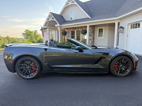 Used 2017 Chevrolet Corvette Z06 RWD image 1