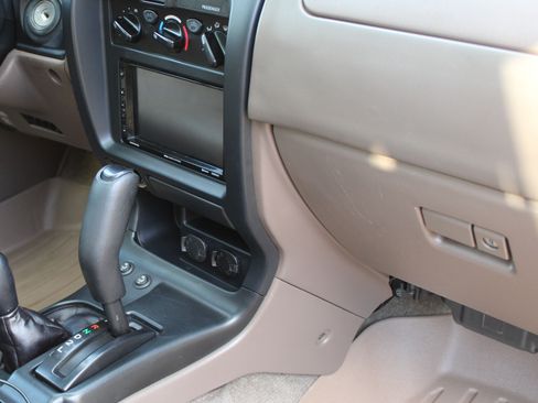 Used 2002 Toyota 4Runner SR5 image 17