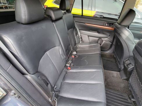 Used 2014 Subaru Outback 2.5i Limited image 21