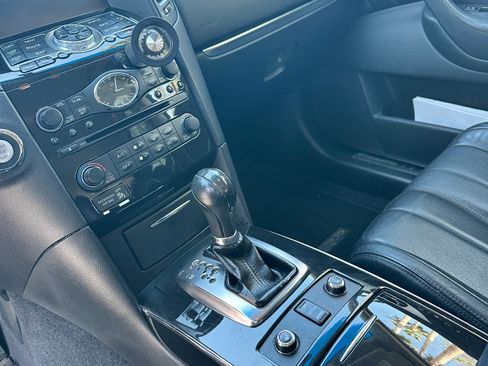 Used 2016 INFINITI QX70 3.7 w/ Premium Package image 11