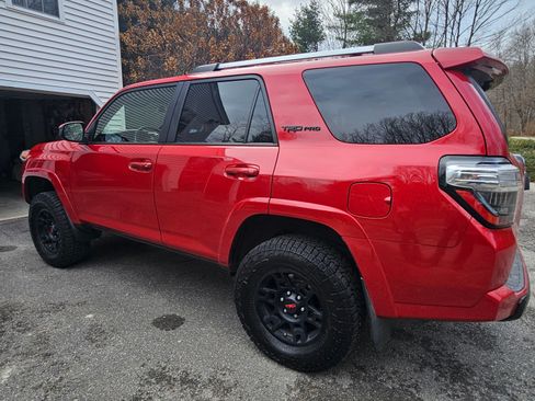 Used 2017 Toyota 4Runner TRD Pro image 5