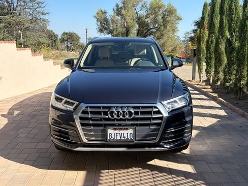 Used 2019 Audi Q5 2.0T Premium Plus w/ Premium Plus Package AWD/4WD image 5