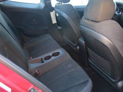 Used 2017 Hyundai Veloster Value Edition image 17