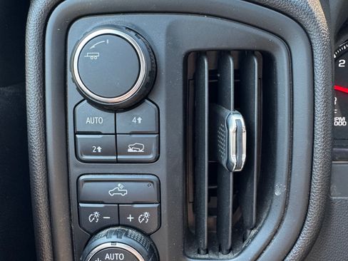 Used 2025 Chevrolet Silverado 1500 Custom w/ Turbomax Blackout Package AWD/4WD image 18