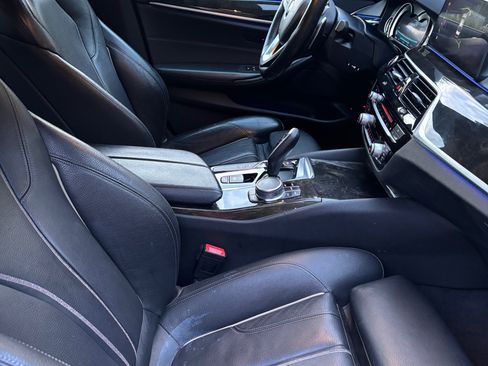 Used 2018 BMW 530e RWD image 17