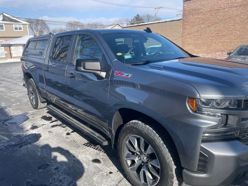 Used 2021 Chevrolet Silverado 1500 RST w/ Z71 Off-Road Package image 2