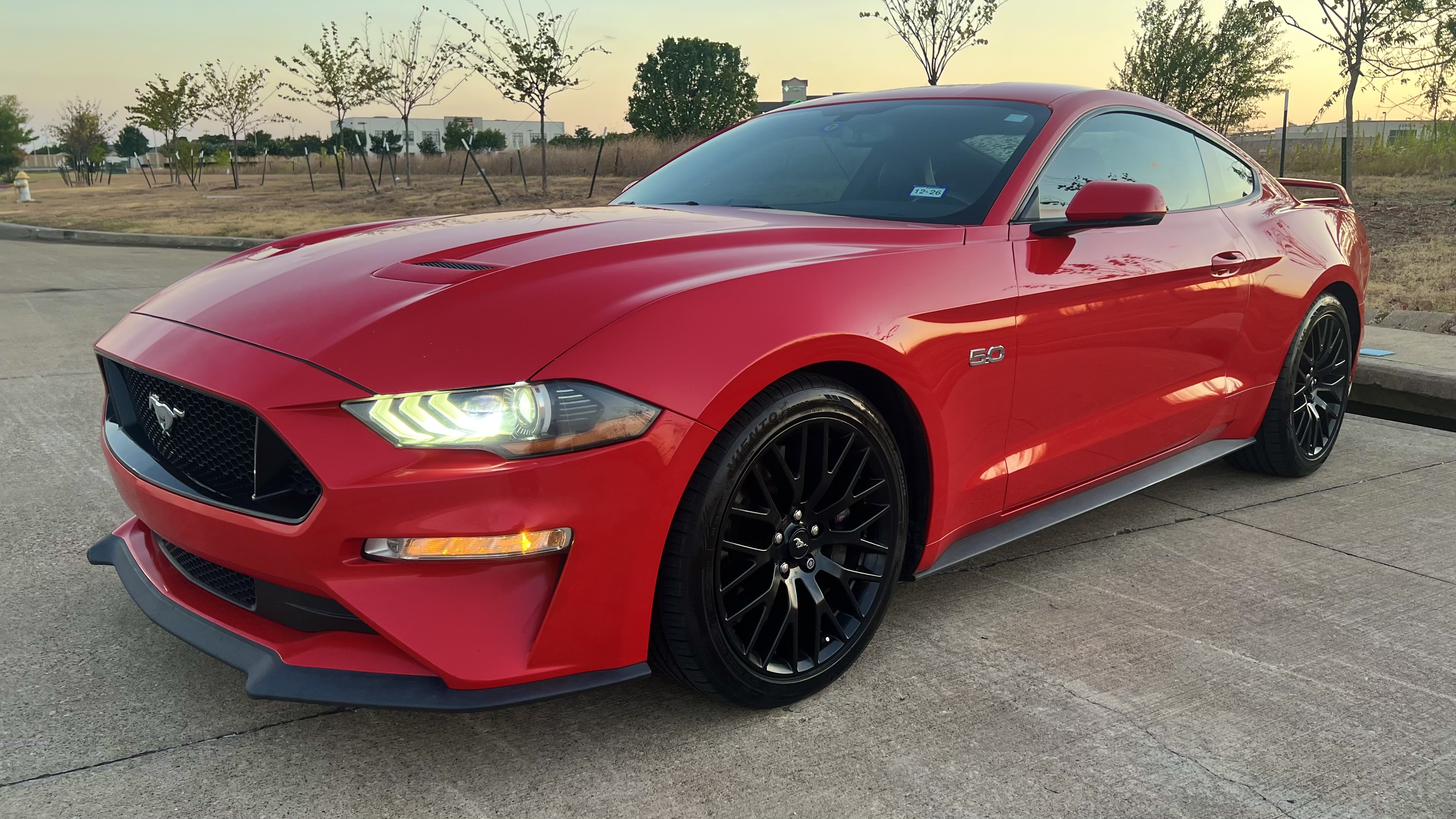 Used 2019 Ford Mustang GT Premium w/ GT Performance Package RWD image 13