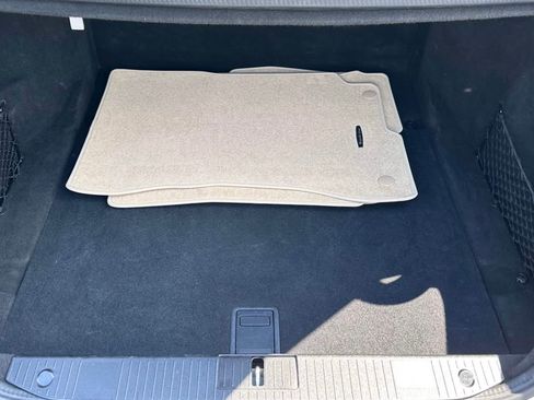 Used 2010 Mercedes-Benz S 550 image 31