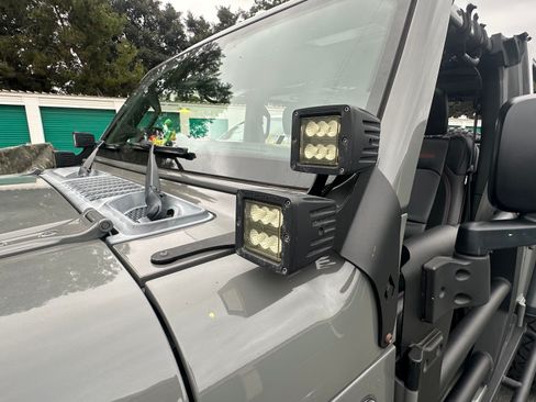 Used 2021 Jeep Wrangler Unlimited Rubicon image 11