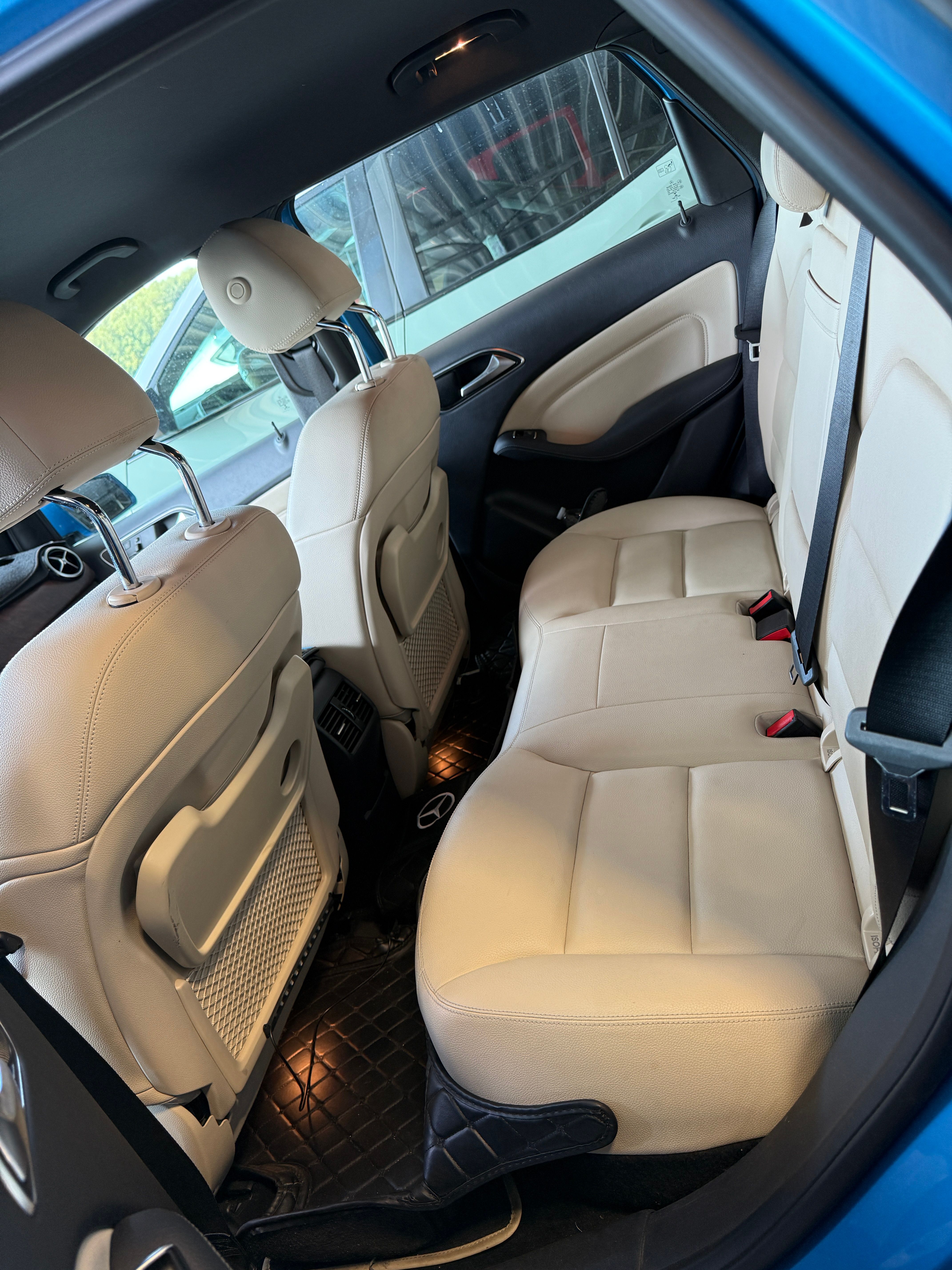 Used 2014 Mercedes-Benz B 250e image 18