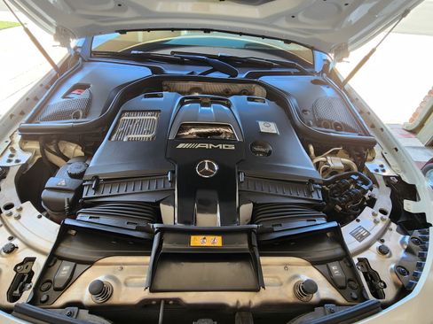 Used 2018 Mercedes-Benz E 63 AMG S image 11