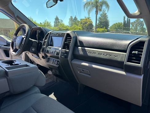 Used 2021 Ford F350 XL w/ STX Appearance Package AWD/4WD image 16